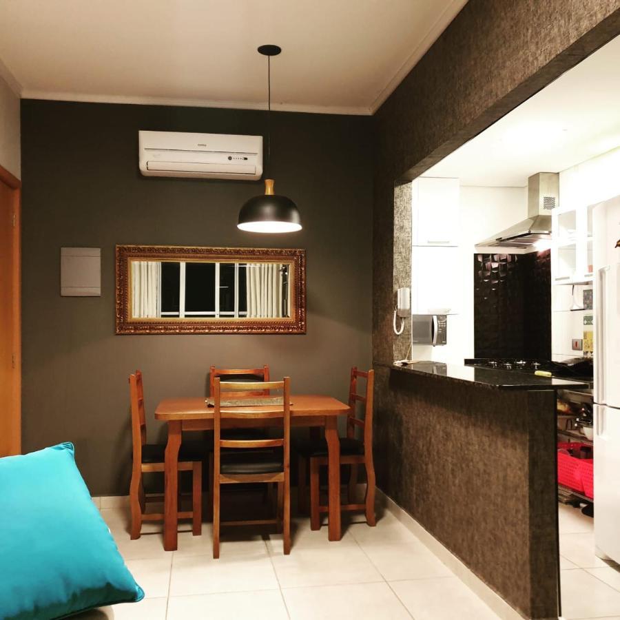 Apartamento Ubatuba - Ar Condicionado, Estacionamento, Elevador, Portaria 24H - Wifi Gratis! - Jardim Das Palmeiras Buitenkant foto